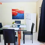 2 Bedroom Apartment 2C19 With Pool